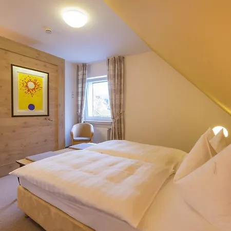 Im Auerbachtal 호텔 바트라아스페