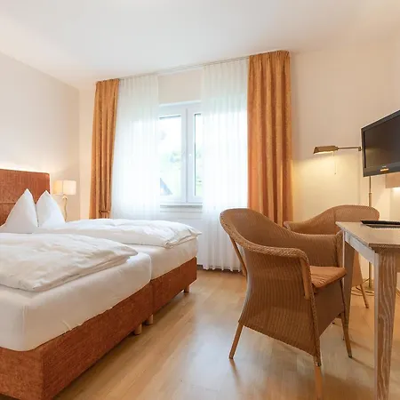 Hotell Im Auerbachtal 3*